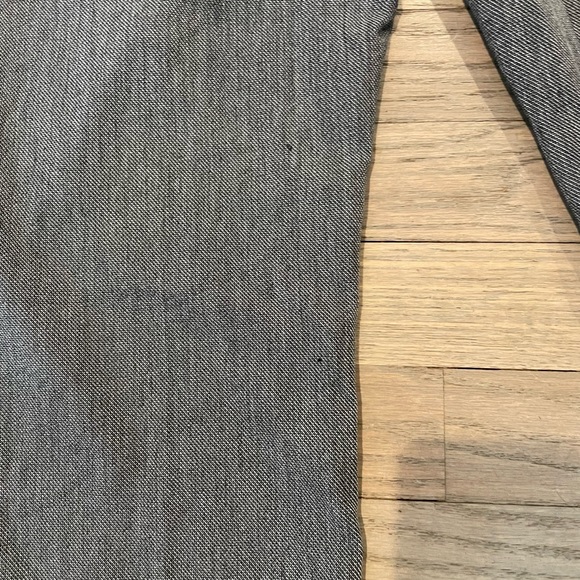 Express Editor Women’s Pants in Gray - Picture 6 of 7